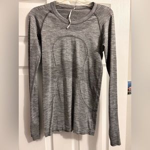 Lululemon Swiftly Tech Long sleeve